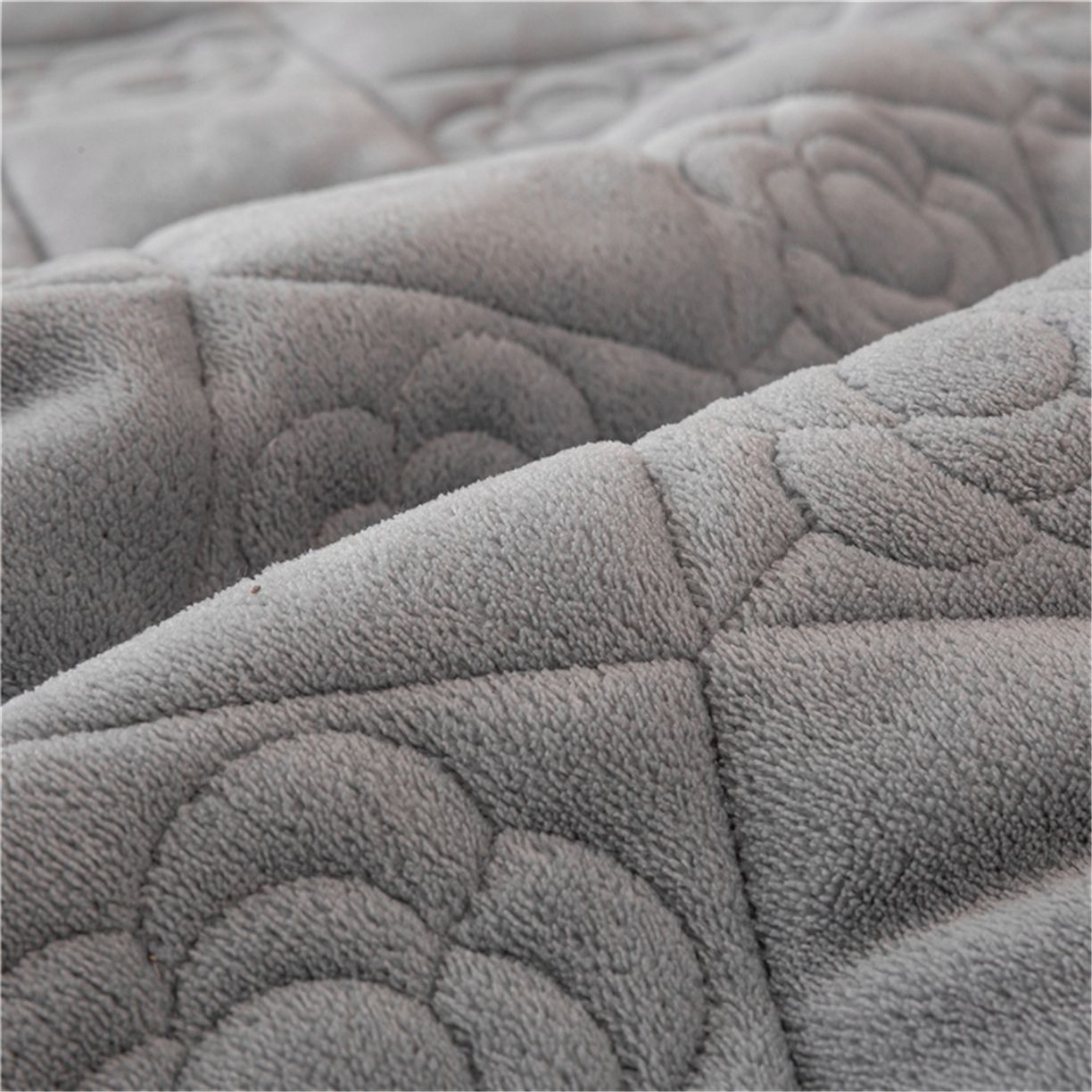 91家纺网 家纺一手货源 找家纺 （总）正邦家纺 2025新款学生宿舍上下铺牛奶绒刺绣玫瑰花夹棉床垫床护垫床褥子