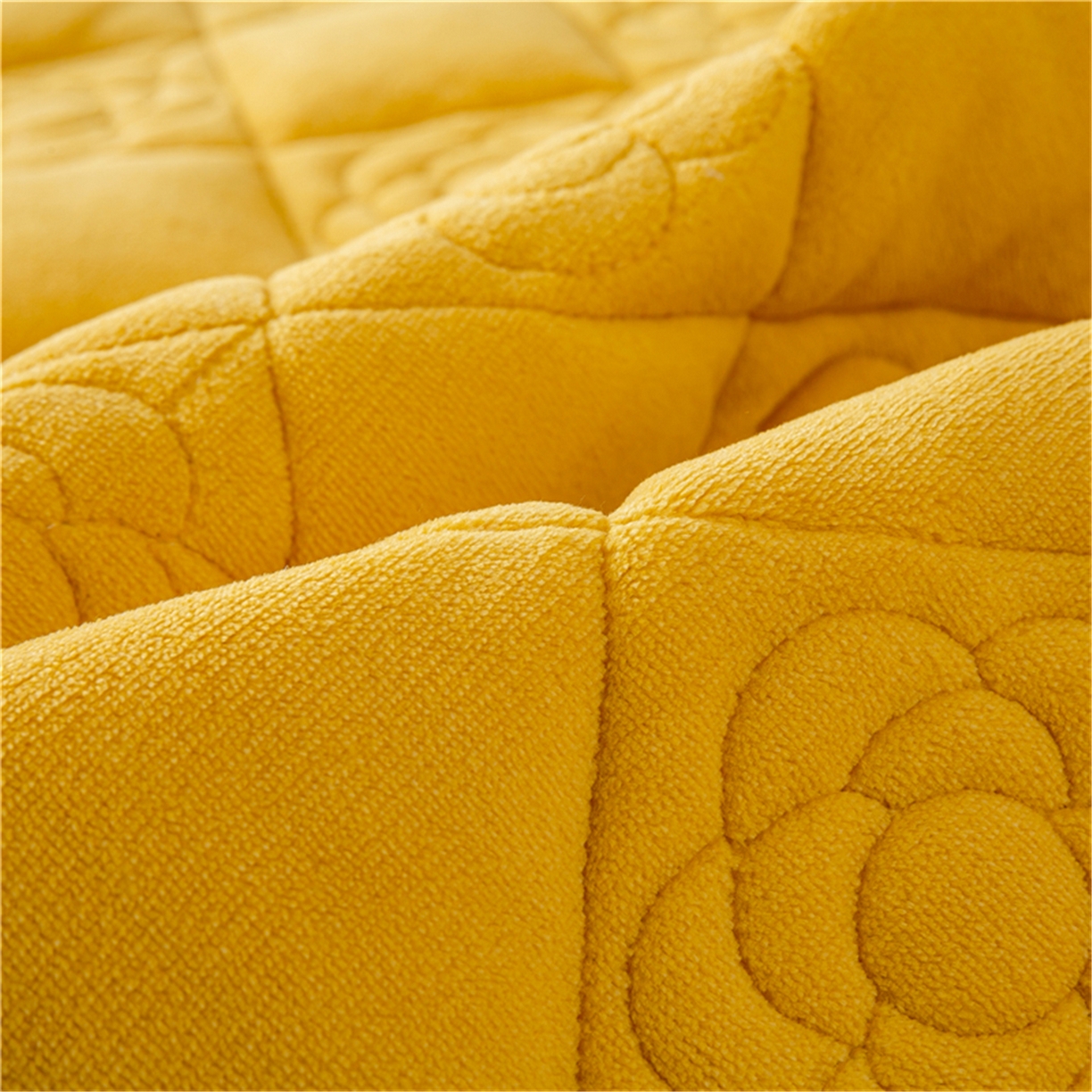 91家纺网 家纺一手货源 找家纺 正邦家纺 2025新款学生宿舍上下铺牛奶绒刺绣玫瑰花夹棉床垫床护垫床褥子 芒果黄