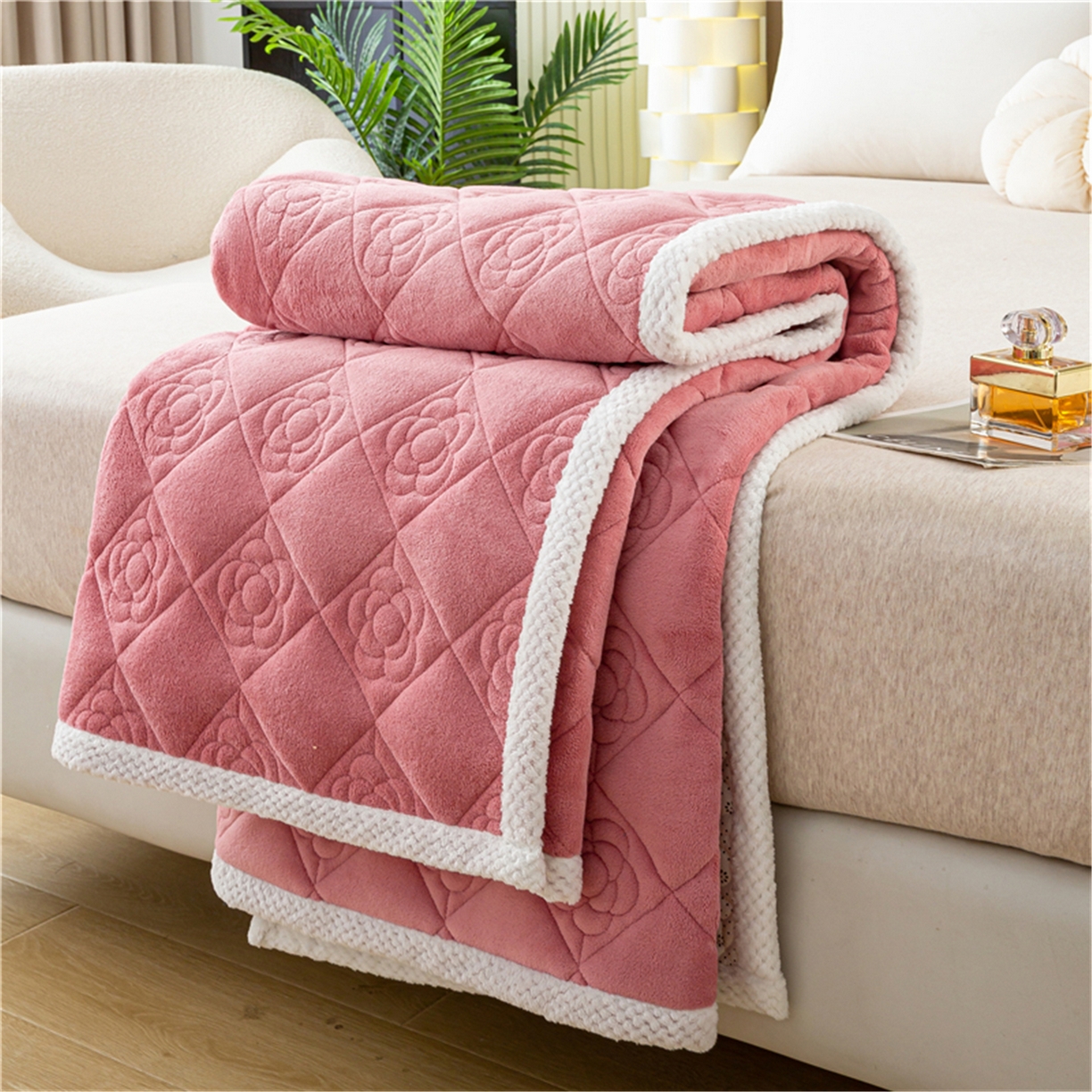 91家纺网 家纺一手货源 找家纺 正邦家纺 2025新款学生宿舍上下铺牛奶绒刺绣玫瑰花夹棉床垫床护垫床褥子 莲红