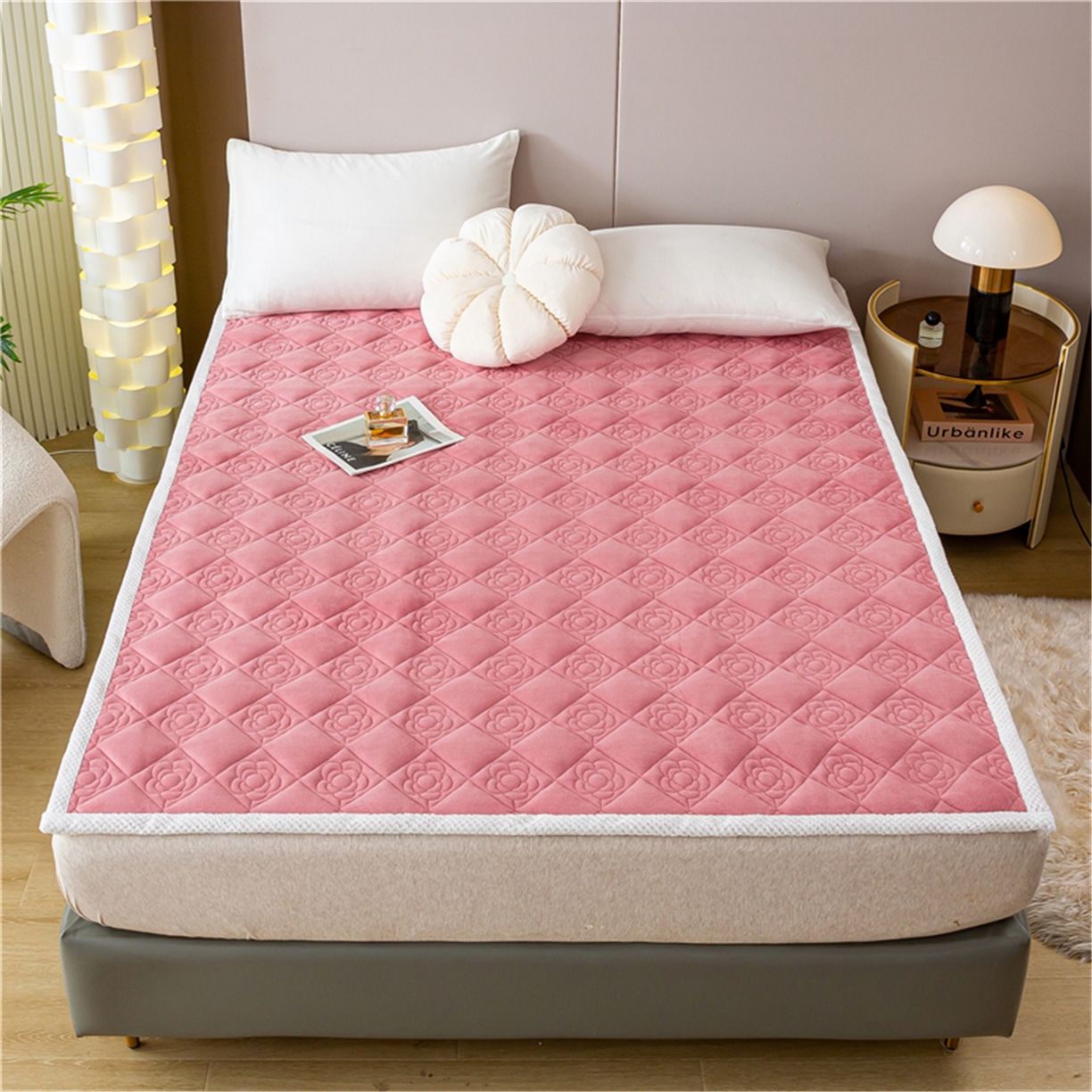 91家纺网 家纺一手货源 找家纺 正邦家纺 2025新款学生宿舍上下铺牛奶绒刺绣玫瑰花夹棉床垫床护垫床褥子 莲红