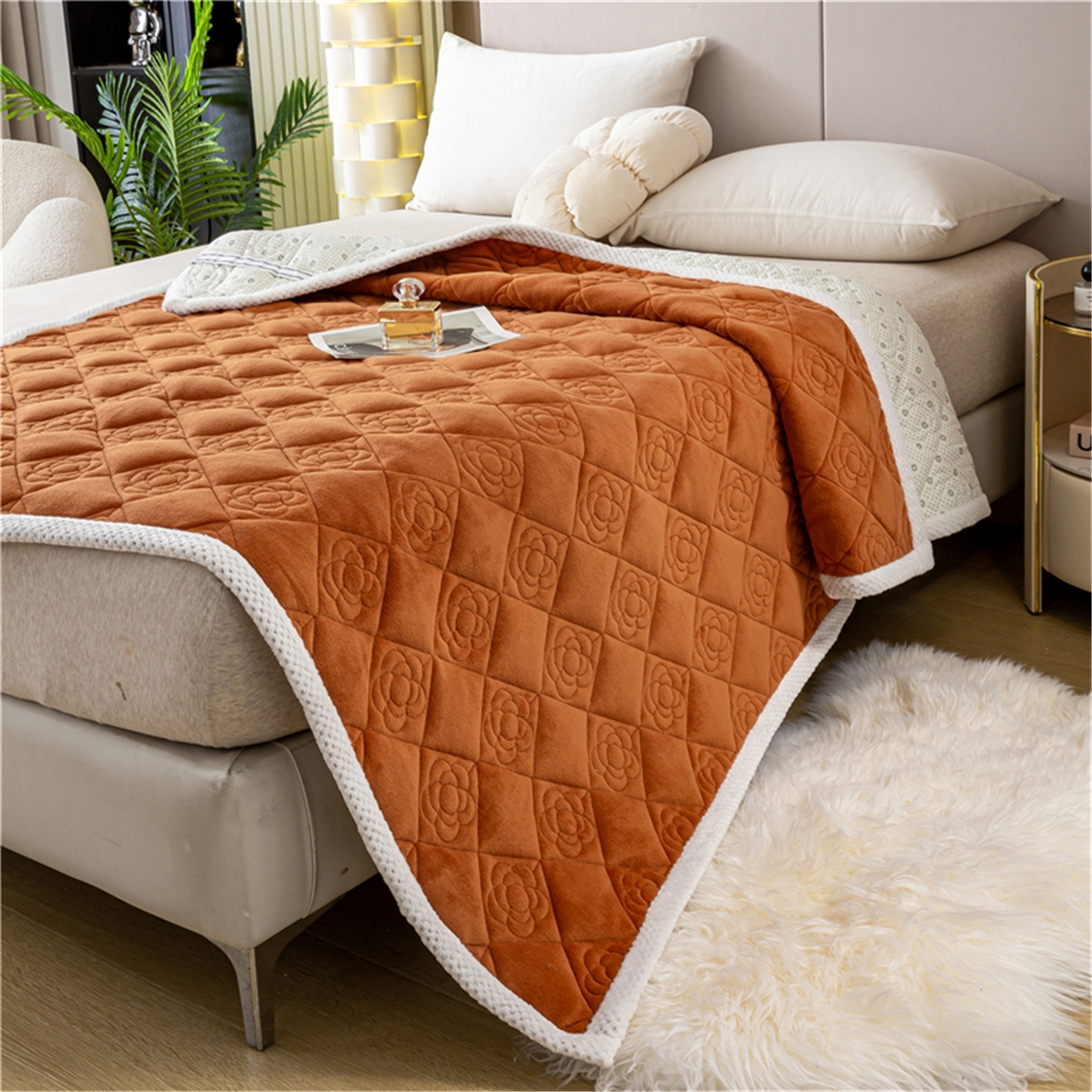 91家纺网 家纺一手货源 找家纺 正邦家纺 2025新款学生宿舍上下铺牛奶绒刺绣玫瑰花夹棉床垫床护垫床褥子 枫糖橘棕