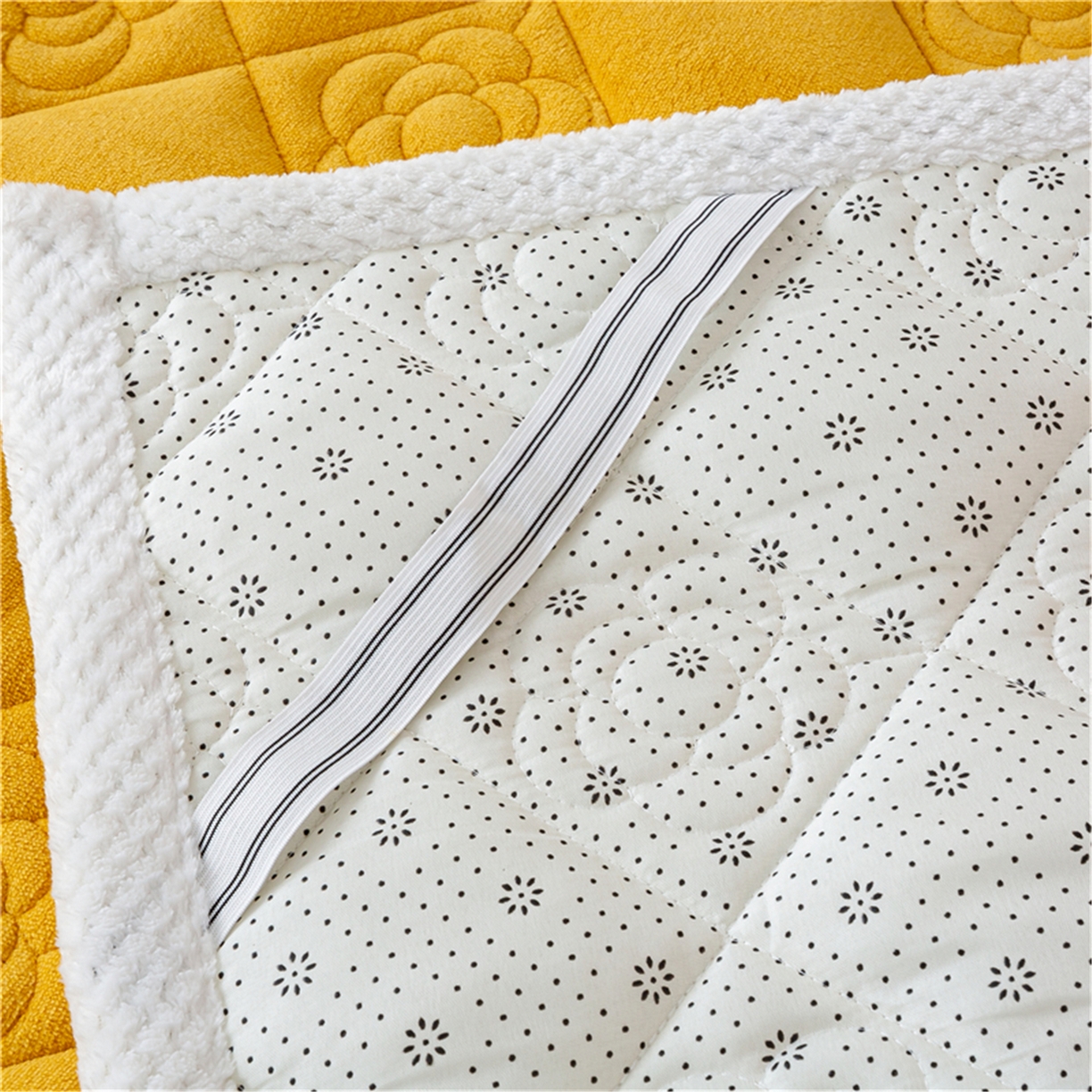 91家纺网 家纺一手货源 找家纺 正邦家纺 2025新款学生宿舍上下铺牛奶绒刺绣玫瑰花夹棉床垫床护垫床褥子 芒果黄