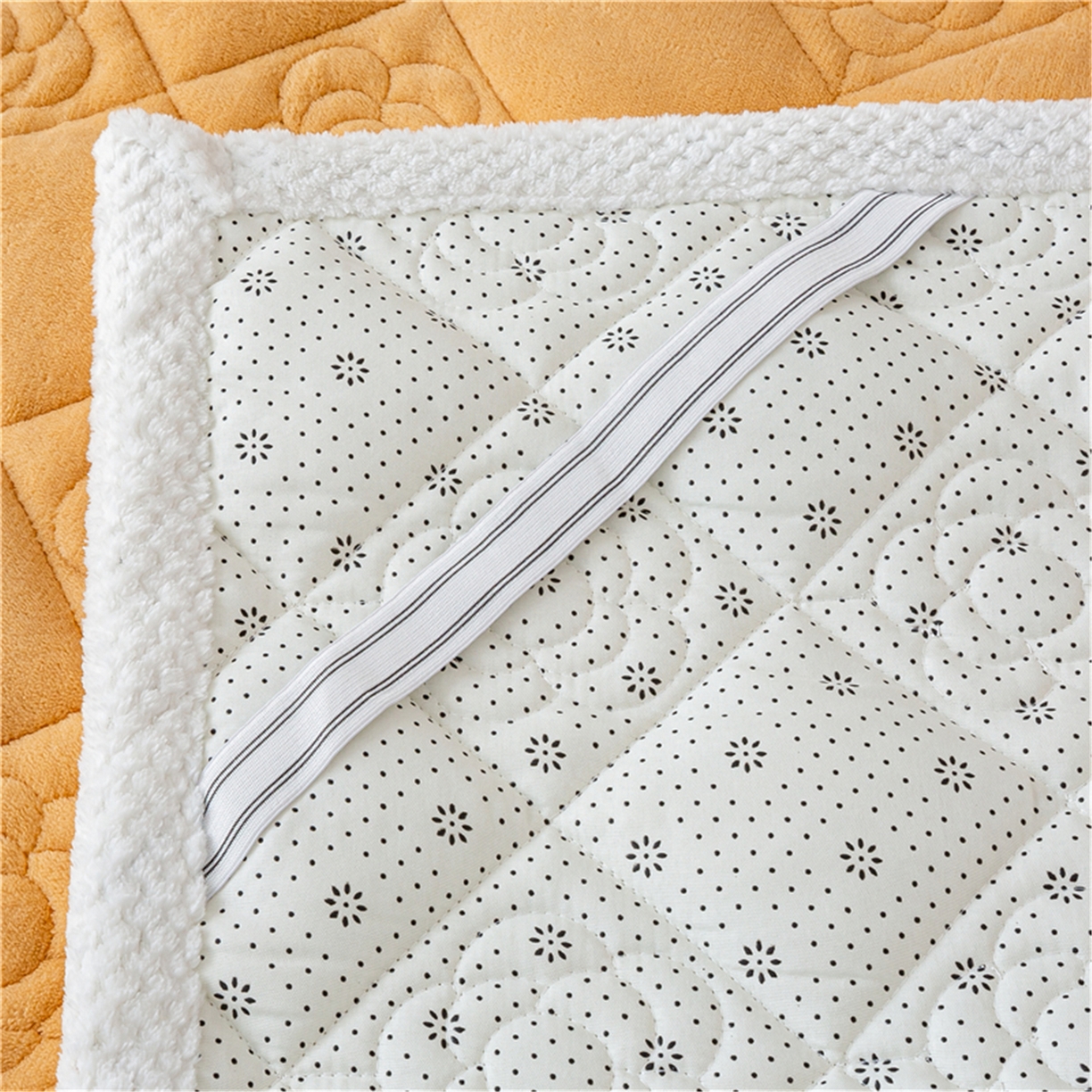 91家纺网 家纺一手货源 找家纺 正邦家纺 2025新款学生宿舍上下铺牛奶绒刺绣玫瑰花夹棉床垫床护垫床褥子 浅卡其