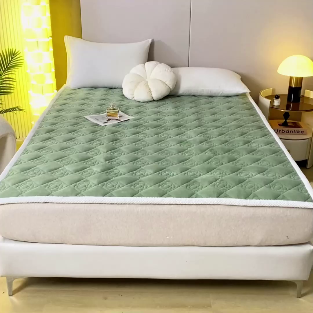 91家纺网 家纺一手货源 找家纺 正邦家纺 2025新款学生宿舍上下铺牛奶绒刺绣玫瑰花夹棉床垫床护垫床褥子 竹绿