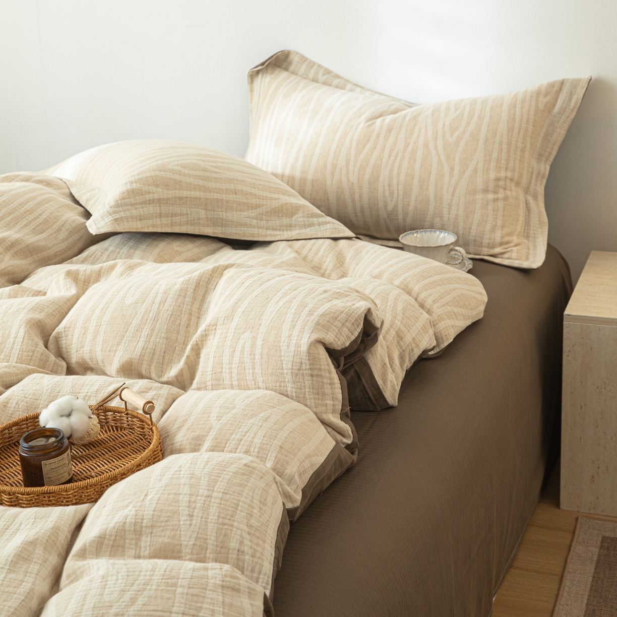 91家纺网 家纺一手货源 找家纺 眠博士 2025新款AB面40支棉麻色织提花四件套 棉麻套件-树纹棕