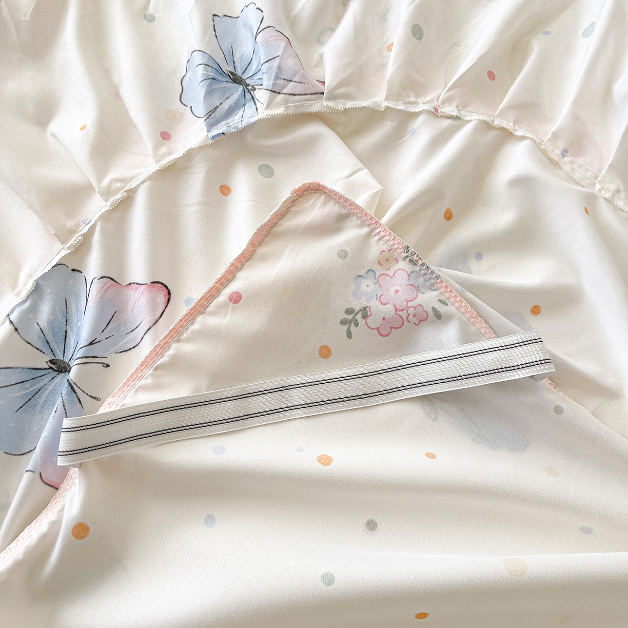 91家纺网 家纺一手货源 找家纺 笠裙家纺 2025新款磨毛S边韩版防滑床裙单床裙床裙单件 比翼