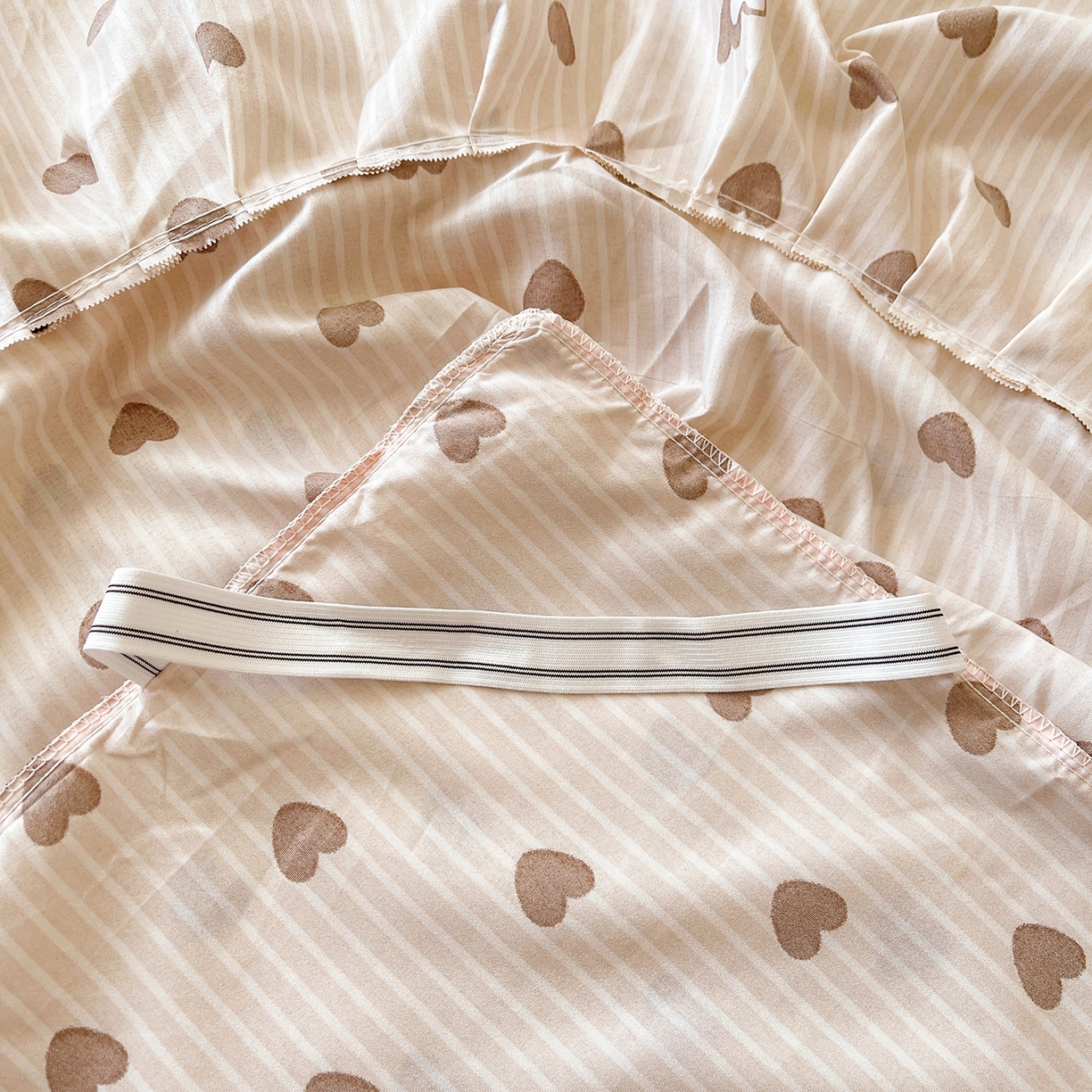 91家纺网 家纺一手货源 找家纺 笠裙家纺 2025新款磨毛S边韩版防滑床裙单床裙床裙单件 心意