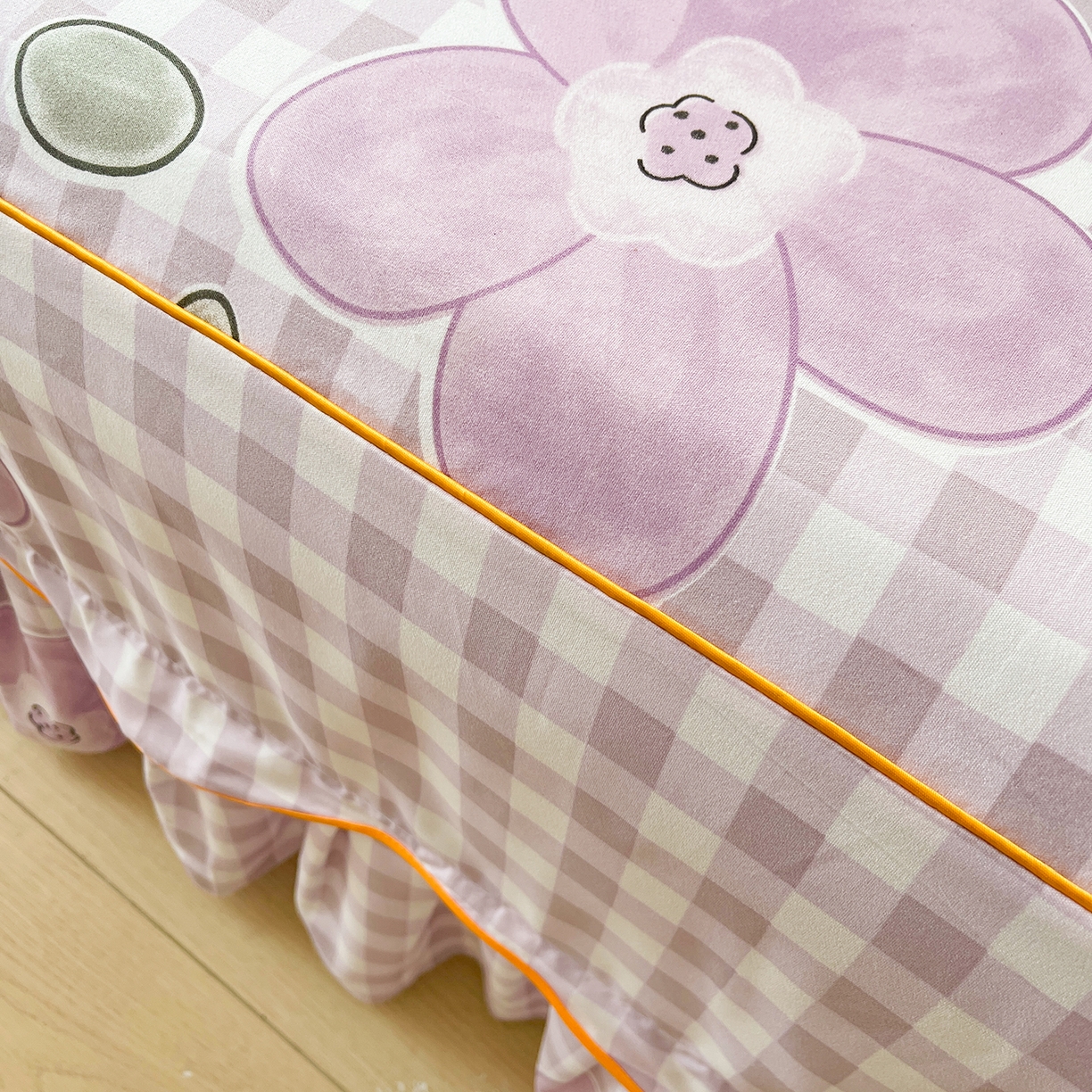 91家纺网 家纺一手货源 找家纺 笠裙家纺 2025新款磨毛S边韩版防滑床裙单床裙床裙单件 花舞