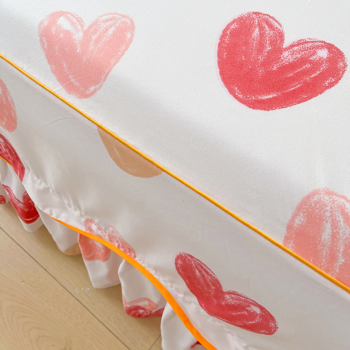 91家纺网 家纺一手货源 找家纺 笠裙家纺 2025新款磨毛S边韩版防滑床裙单床裙床裙单件 心尚