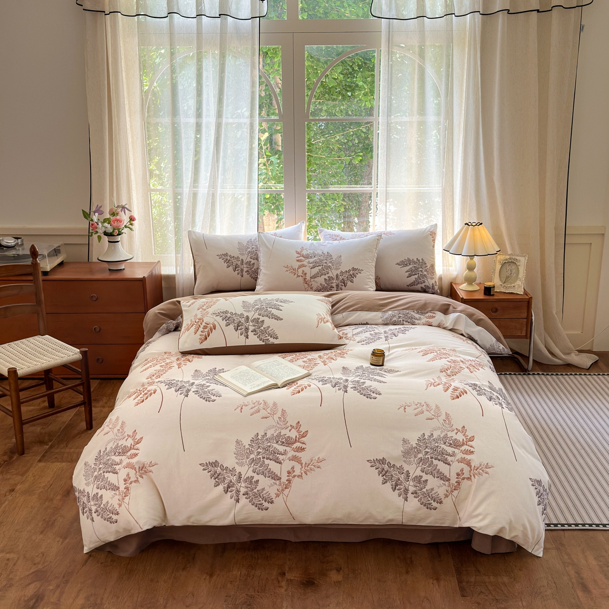 91家纺网 家纺一手货源 找家纺 优彩 2025新款数码印花全棉纯棉磨毛四件套 草木绮梦