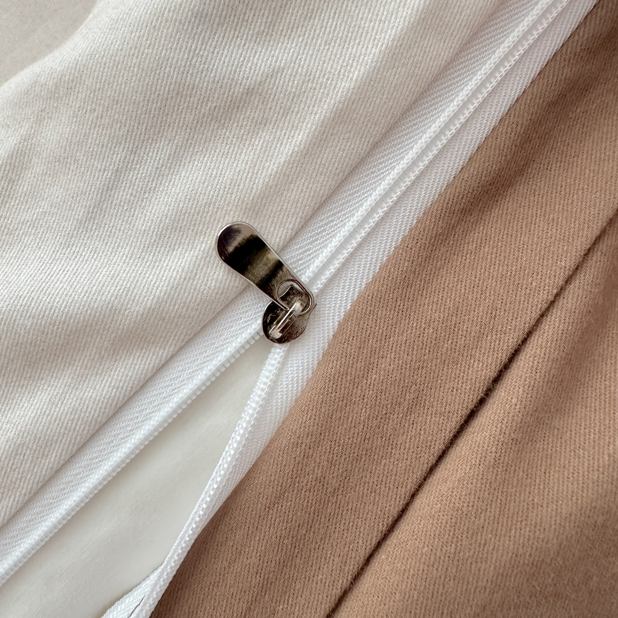 91家纺网 家纺一手货源 找家纺 优彩 2025新款数码印花全棉纯棉磨毛四件套 草木绮梦