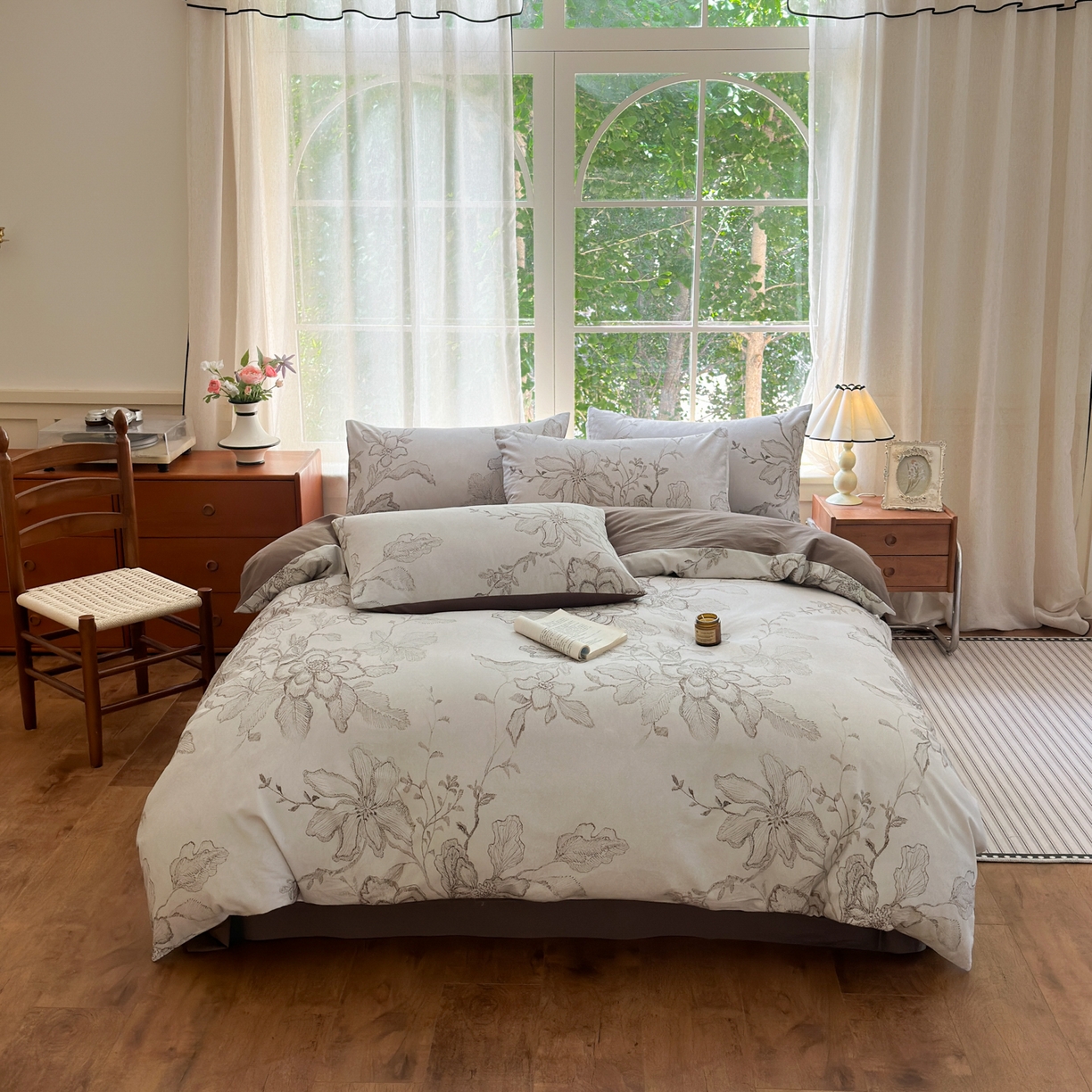 91家纺网 家纺一手货源 找家纺 优彩 2025新款数码印花全棉纯棉磨毛四件套 镜花水月