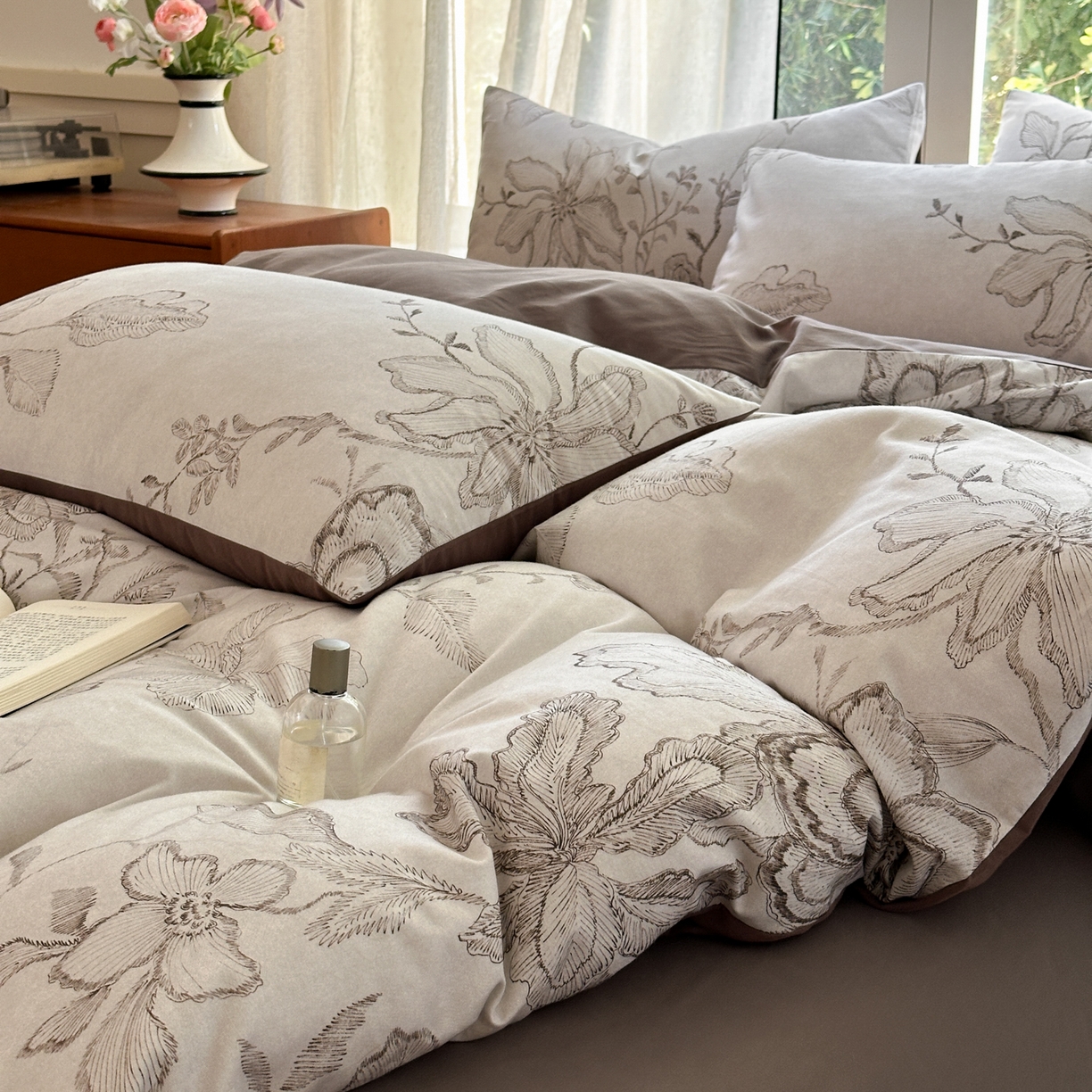 91家纺网 家纺一手货源 找家纺 优彩 2025新款数码印花全棉纯棉磨毛四件套 镜花水月