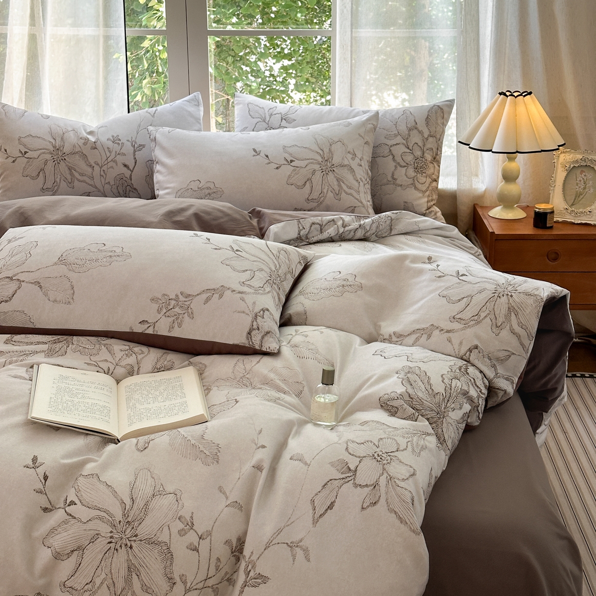 91家纺网 家纺一手货源 找家纺 优彩 2025新款数码印花全棉纯棉磨毛四件套 镜花水月