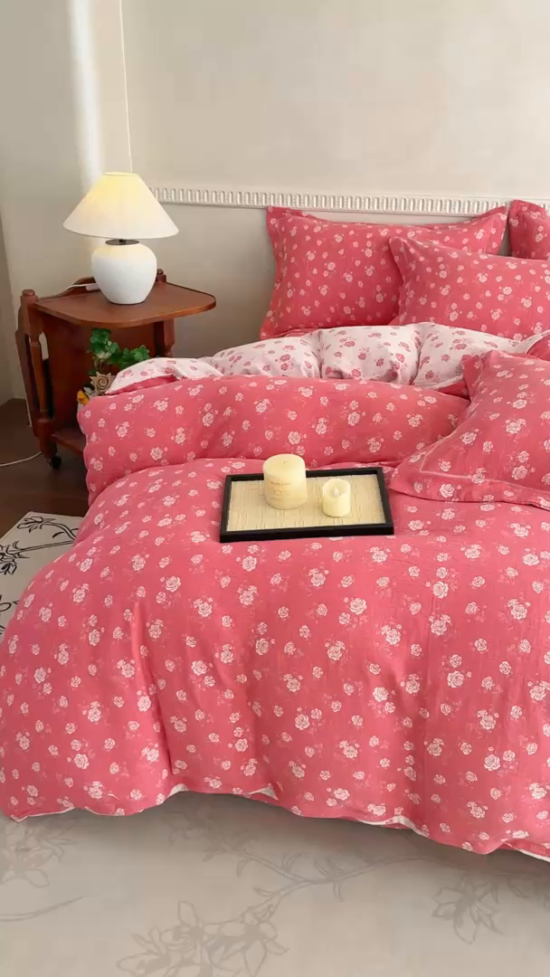 91家纺网 家纺一手货源 找家纺 江南春家纺【幻-暖纱】2025新款A类100%全棉色织提花双层纱四件套 【幻-暖纱】花间蝶舞-深粉