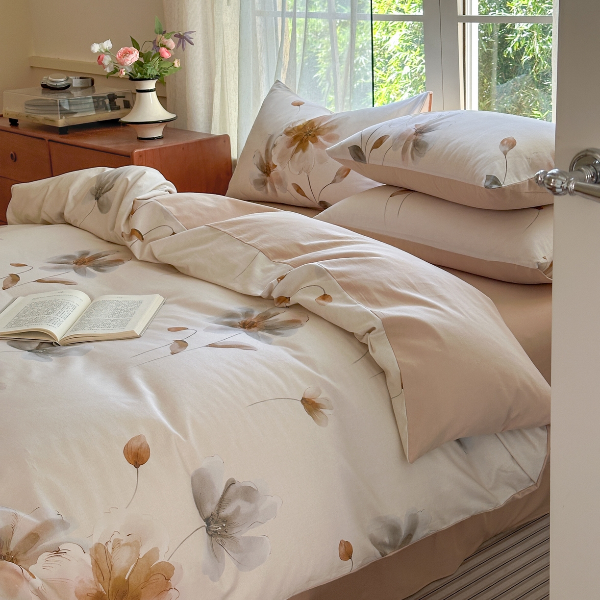 91家纺网 家纺一手货源 找家纺 优彩 2025新款数码印花全棉纯棉磨毛四件套 路过芳华