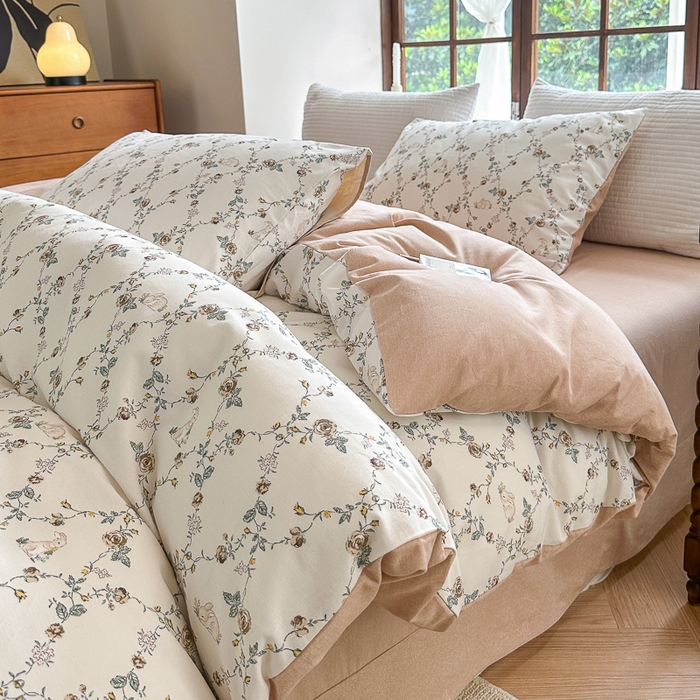 91家纺网 家纺一手货源 找家纺 优彩 2025新款数码印花全棉纯棉磨毛四件套 浅汐