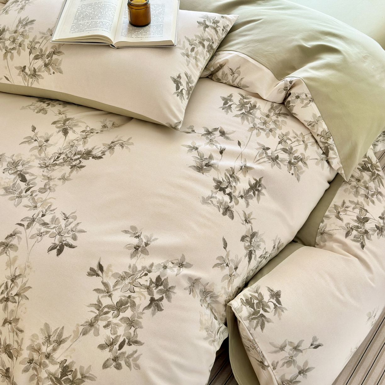 91家纺网 家纺一手货源 找家纺 优彩 2025新款数码印花全棉纯棉磨毛四件套 山丘诗集