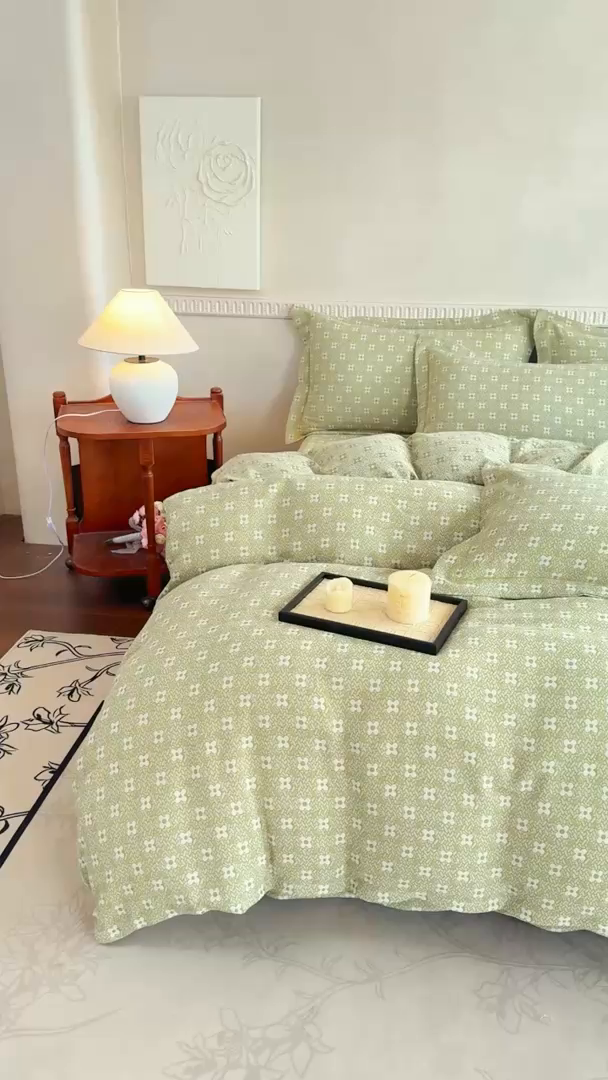 91家纺网 家纺一手货源 找家纺 江南春家纺【幻-暖纱】2025新款A类100%全棉色织提花双层纱四件套 【幻-暖纱】幸运草-浅绿