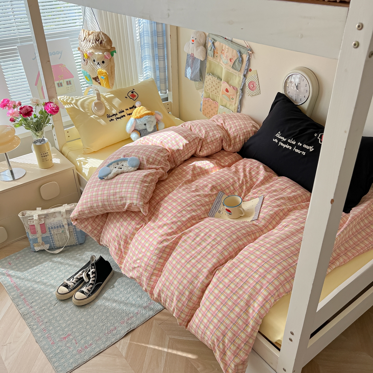 91家纺网 家纺一手货源 找家纺 （总）子钦家纺 2025新款云朵棉水洗棉Ins风简约学生宿舍三件套