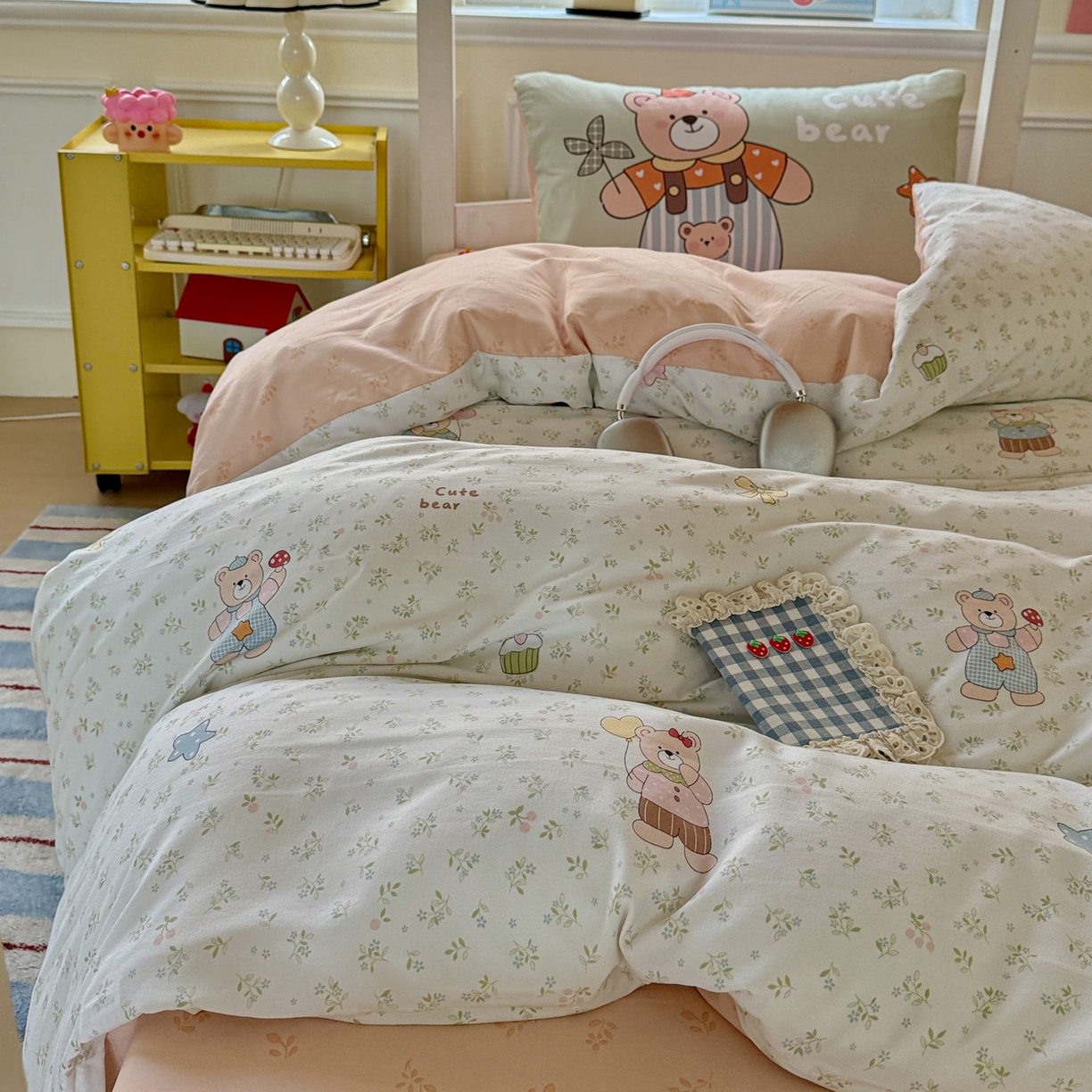 91家纺网 家纺一手货源 找家纺 曼陀罗 2025新款软软棉学生宿舍上下铺三件套 贝尔小熊