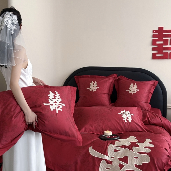 91家纺网 家纺一手货源 找家纺 （总）江涞 2025新款长绒棉数码印花刺绣四件套--合欢-金