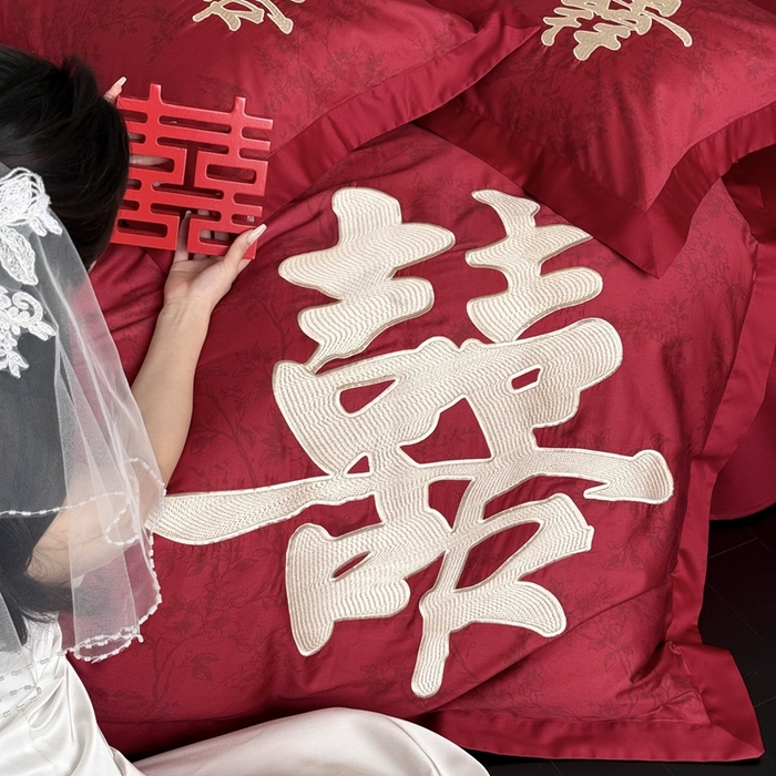 91家纺网 家纺一手货源 找家纺 （总）江涞 2025新款长绒棉数码印花刺绣四件套--合欢-金