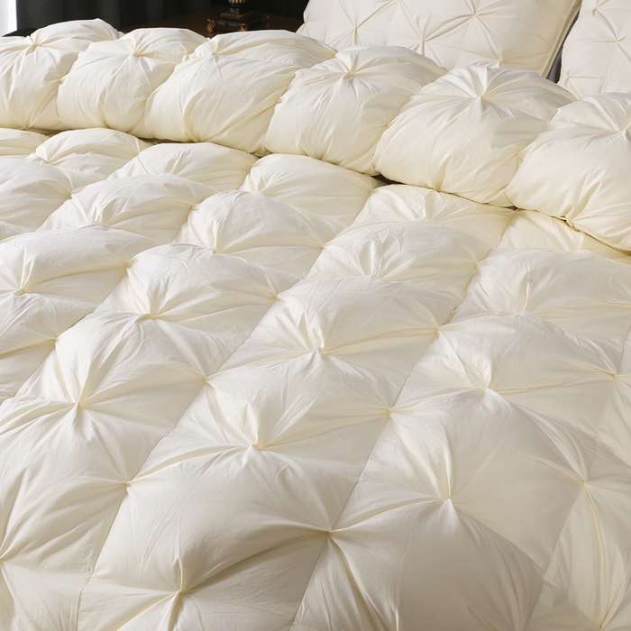 91家纺网 家纺一手货源 找家纺 （总）四川牛皮席 2025新款温暖轻盈东北95白鹅绒被扭花款 200*230-6斤