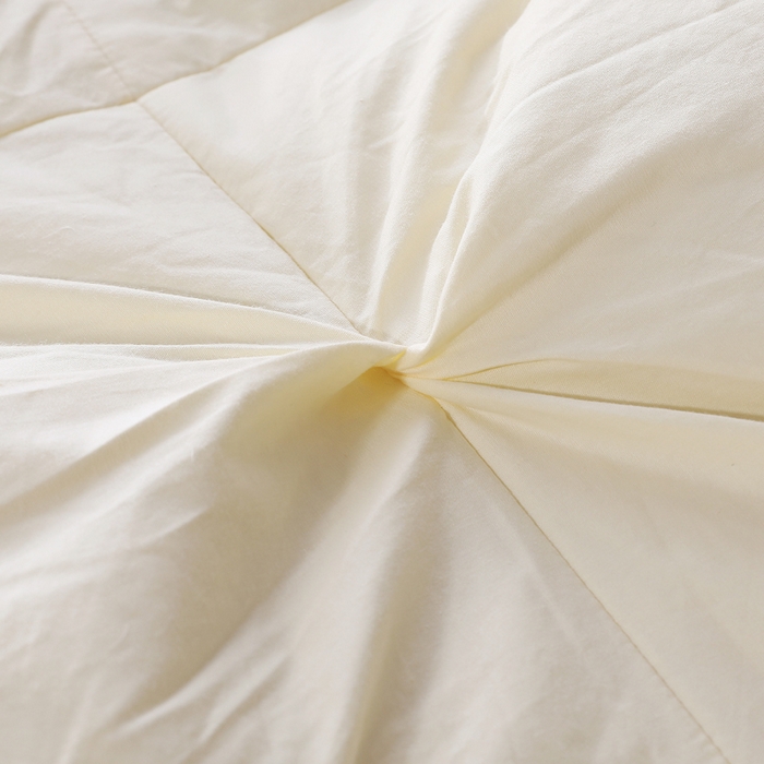 91家纺网 家纺一手货源 找家纺 四川牛皮席 2025新款温暖轻盈东北95白鹅绒被扭花款 200*230-6斤 米黄