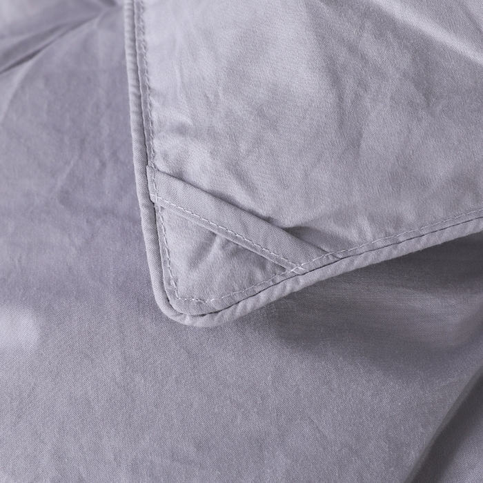 91家纺网 家纺一手货源 找家纺 四川牛皮席 2025新款温暖轻盈东北95白鹅绒被扭花款 200*230-6斤 灰色