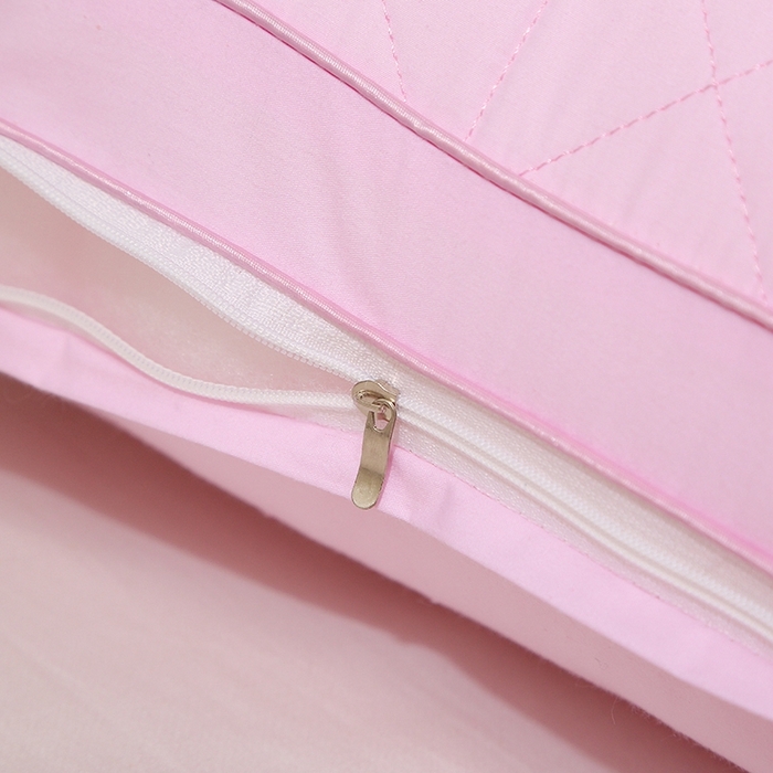 91家纺网 家纺一手货源 找家纺 四川牛皮席 2025新款乳胶功能枕格子枕头枕芯 热熔棉舒适柔软回弹枕头枕芯48*74cm/只 格子-粉色