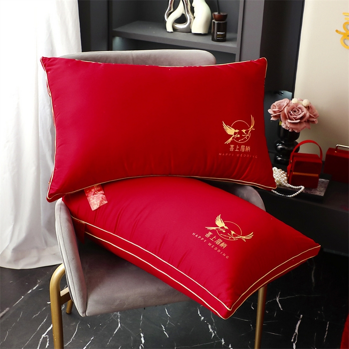 91家纺网 家纺一手货源 找家纺 糖果枕芯2025新款婚庆大红全棉枕芯结婚压床陪嫁 喜上眉梢