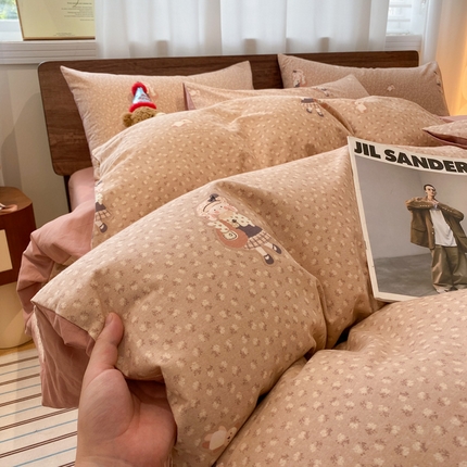 91家纺网 家纺一手货源 找家纺 （总）莱登卡奴 2025新款A类100%全棉磨毛条格卡通系列四件套