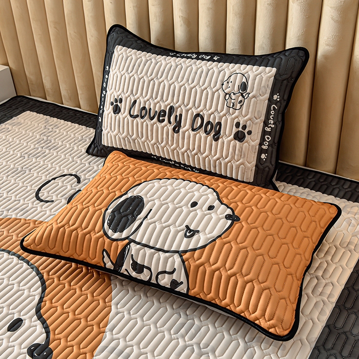 91家纺网 家纺一手货源 找家纺 炫拼家纺 2025新款凉感丝大版乳胶凉席三件套 狗狗比比