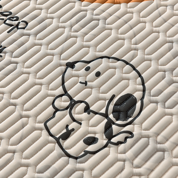 91家纺网 家纺一手货源 找家纺 炫拼家纺 2025新款凉感丝大版乳胶凉席三件套 狗狗比比