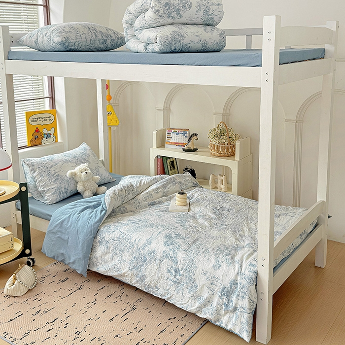 91家纺网 家纺一手货源 找家纺 曼陀罗2025新款超柔云朵棉学生宿舍上下铺三件套 丛林物语-蓝