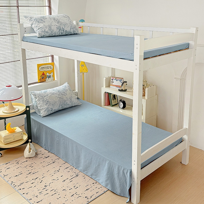 91家纺网 家纺一手货源 找家纺 曼陀罗2025新款超柔云朵棉学生宿舍上下铺三件套 丛林物语-蓝