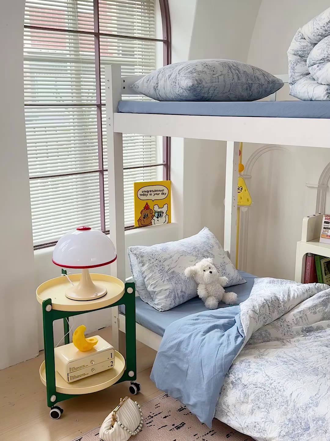 91家纺网 家纺一手货源 找家纺 曼陀罗2025新款超柔云朵棉学生宿舍上下铺三件套 丛林物语-蓝