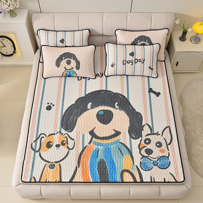 91家纺网 家纺一手货源 找家纺 炫拼家纺 2025新款凉感丝大版乳胶凉席三件套 狗狗队长