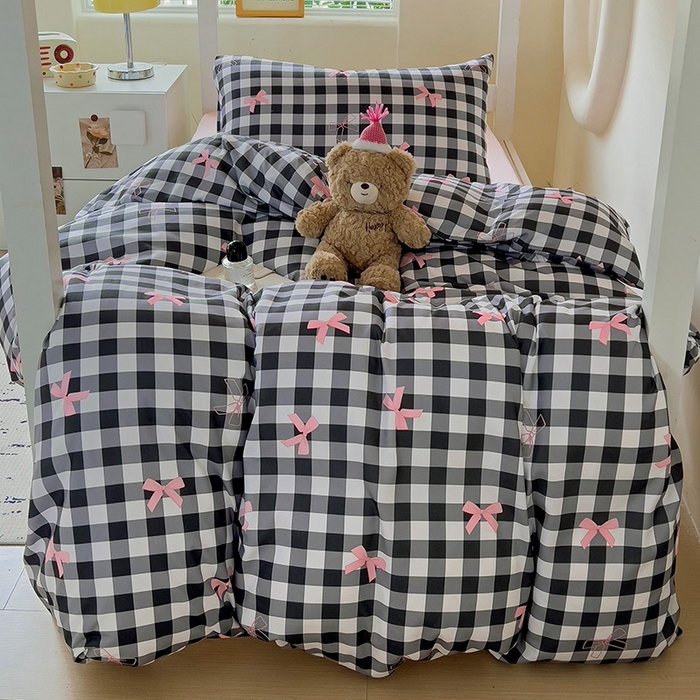 91家纺网 家纺一手货源 找家纺 曼陀罗2025新款超柔云朵棉学生宿舍上下铺三件套 黑格蝴蝶结