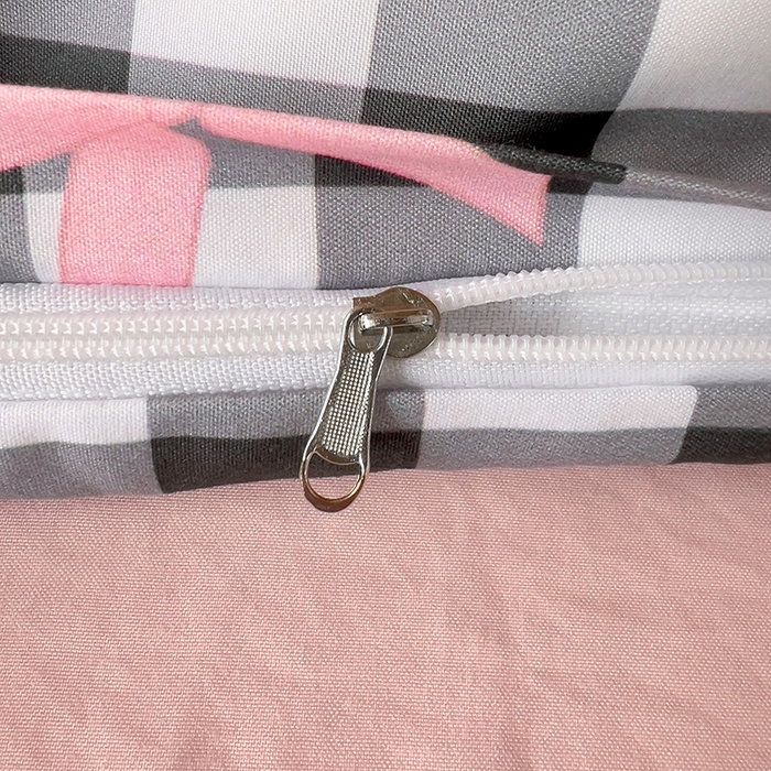 91家纺网 家纺一手货源 找家纺 曼陀罗2025新款超柔云朵棉学生宿舍上下铺三件套 黑格蝴蝶结