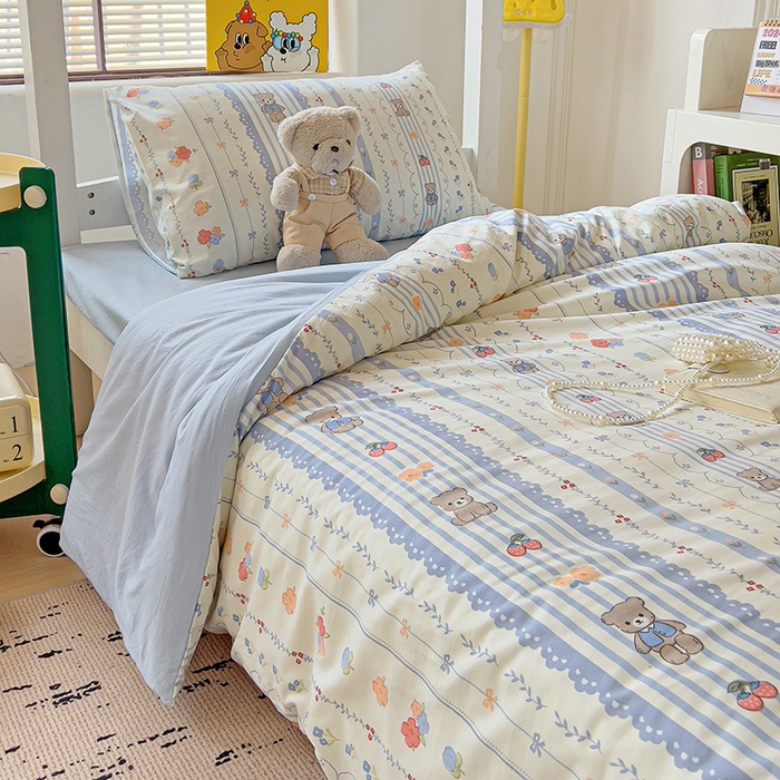 91家纺网 家纺一手货源 找家纺 曼陀罗2025新款超柔云朵棉学生宿舍上下铺三件套 花园熊