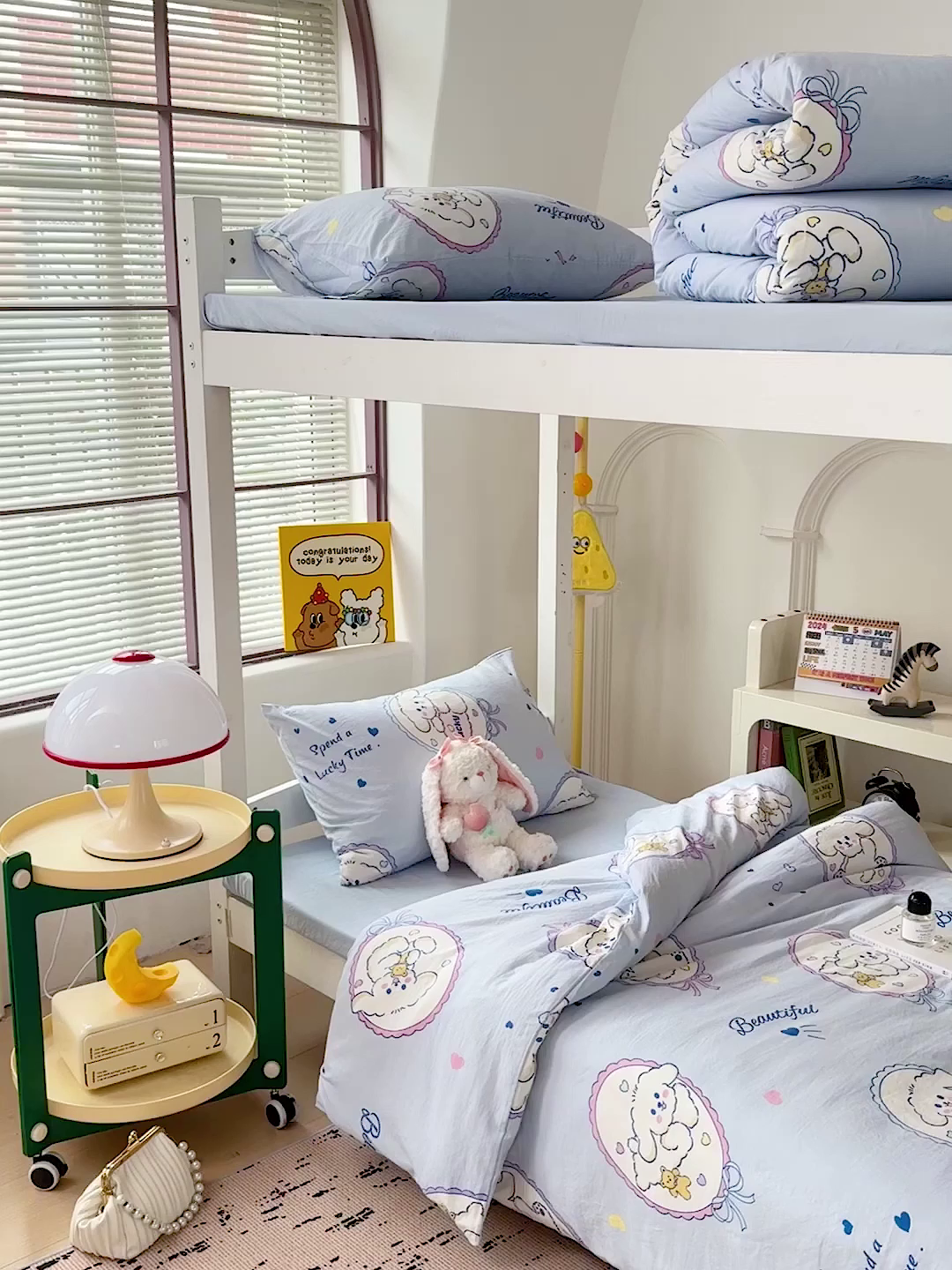 91家纺网 家纺一手货源 找家纺 曼陀罗2025新款超柔云朵棉学生宿舍上下铺三件套 欢乐狗狗