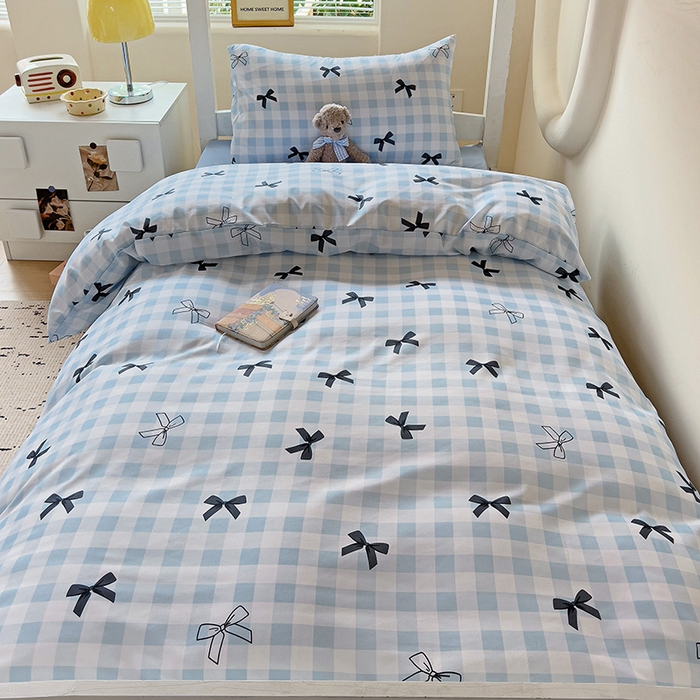 91家纺网 家纺一手货源 找家纺 曼陀罗2025新款超柔云朵棉学生宿舍上下铺三件套 蓝格蝴蝶结黑