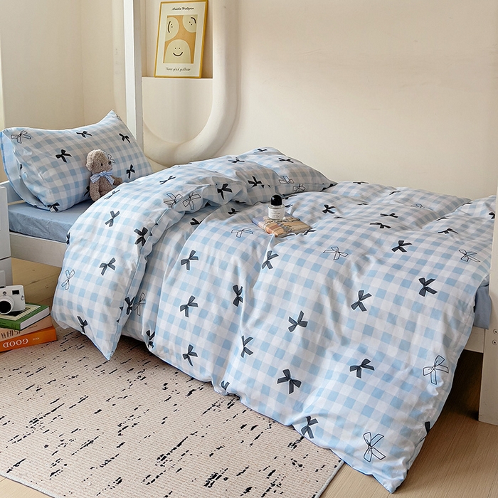 91家纺网 家纺一手货源 找家纺 曼陀罗2025新款超柔云朵棉学生宿舍上下铺三件套 蓝格蝴蝶结黑