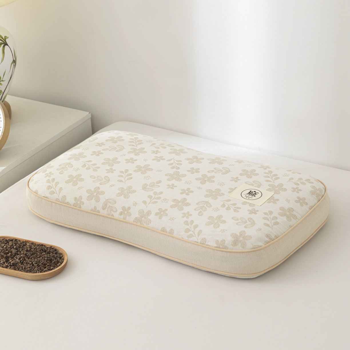 91家纺网 家纺一手货源 找家纺 大熊枕芯 2025新款亚麻棉麻荞麦护颈枕全荞麦壳枕头枕芯 山吹茶