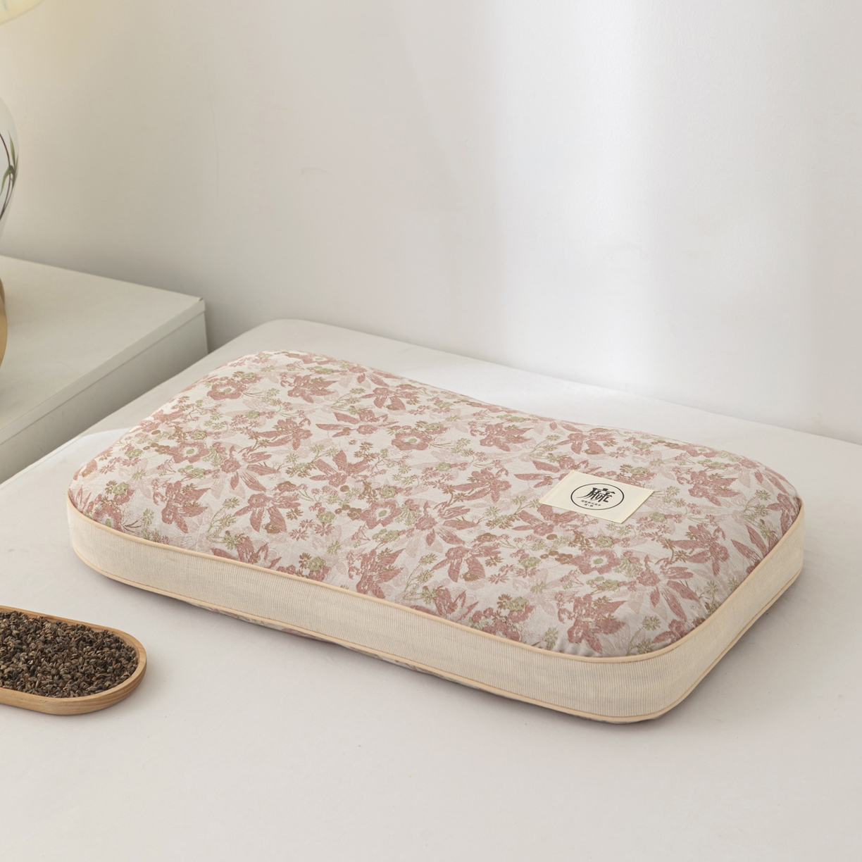 91家纺网 家纺一手货源 找家纺 大熊枕芯 2025新款亚麻棉麻荞麦护颈枕全荞麦壳枕头枕芯 里柳