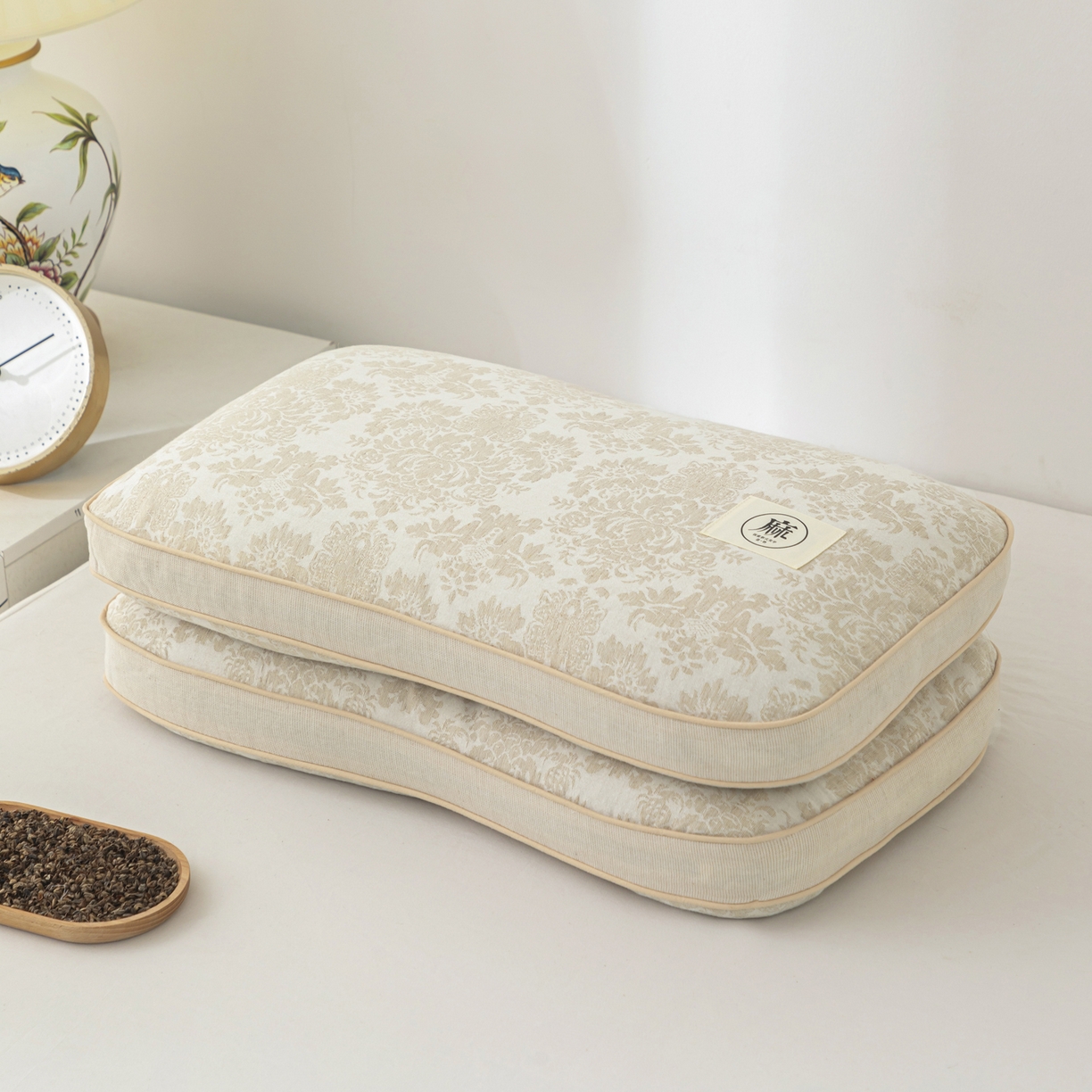 91家纺网 家纺一手货源 找家纺 大熊枕芯 2025新款亚麻棉麻荞麦护颈枕全荞麦壳枕头枕芯 桑染