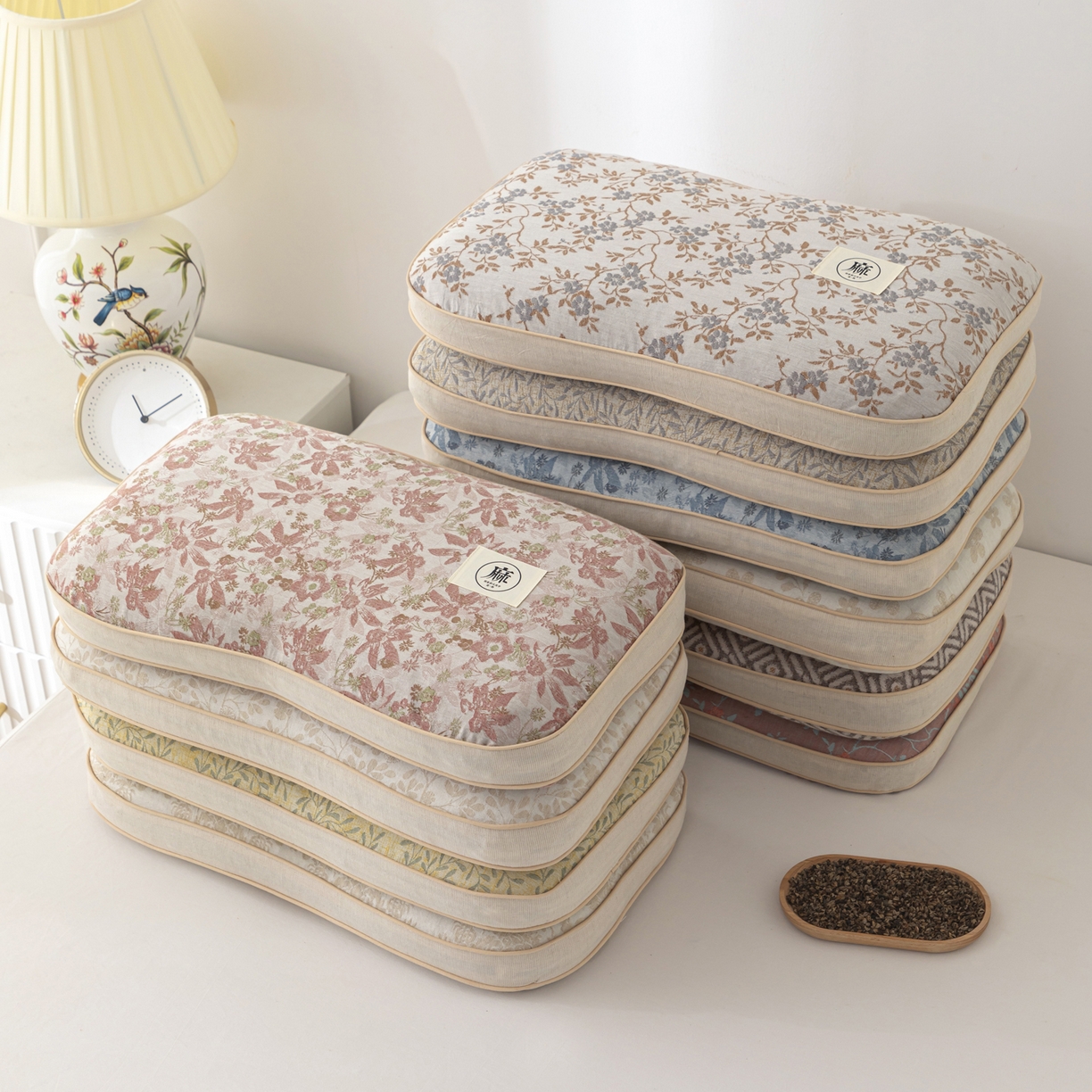 91家纺网 家纺一手货源 找家纺 大熊枕芯 2025新款亚麻棉麻荞麦护颈枕全荞麦壳枕头枕芯 组合图仅供参考