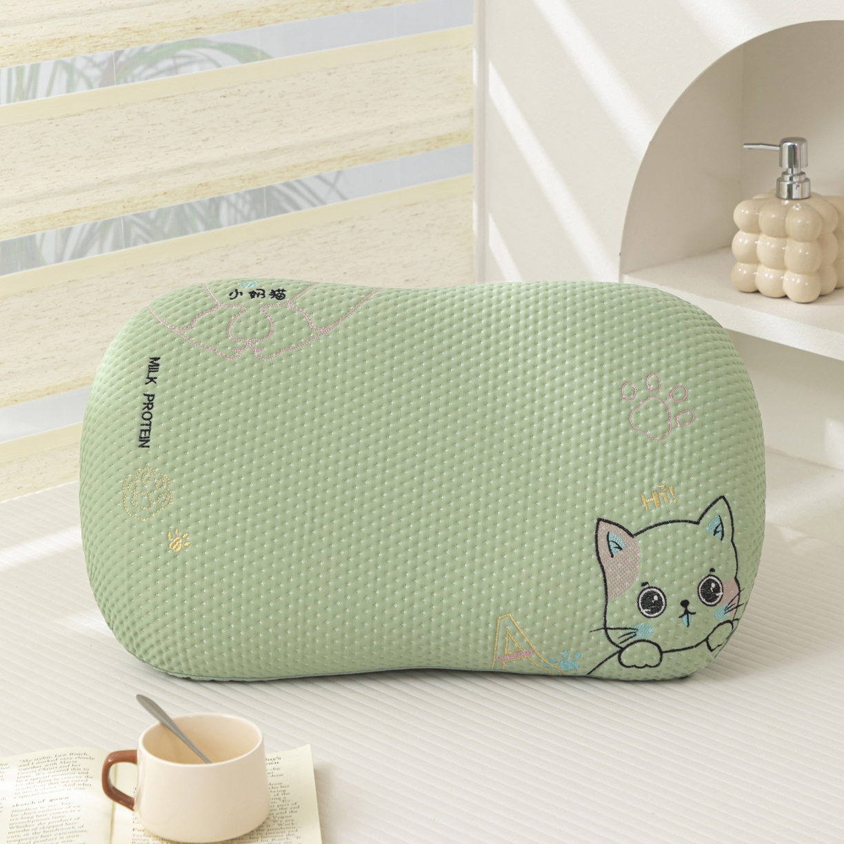 91家纺网 家纺一手货源 找家纺 （总）大熊枕芯 2025新款小奶猫慢回弹记忆枕猫肚枕枕头枕芯